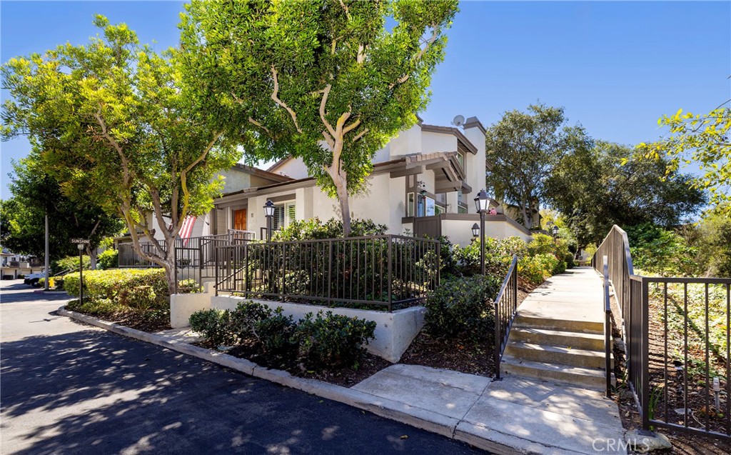 11 Sunshine Property Photo 2