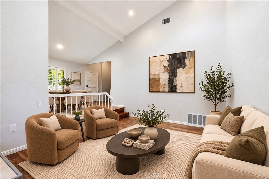 11 Sunshine Property Photo 12