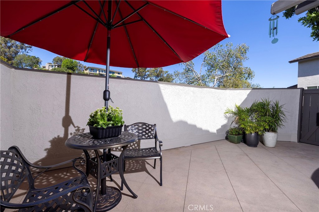 11 Sunshine Property Photo 24