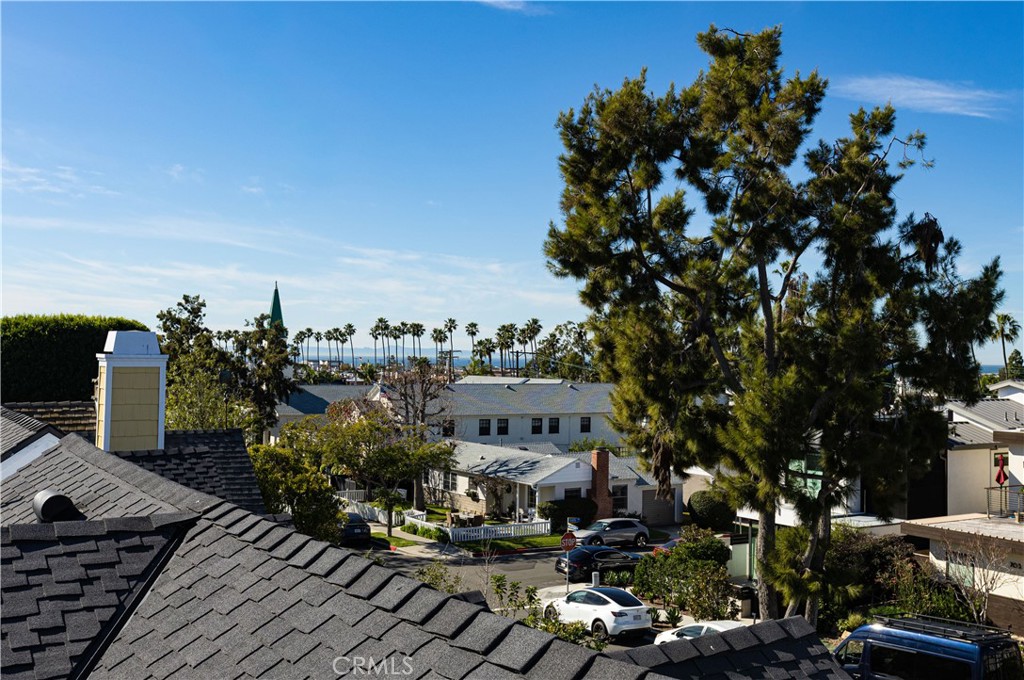 708 Heliotrope Avenue Property Photo 42