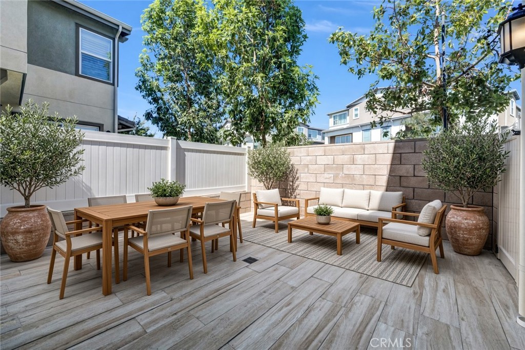 255 Siena Property Photo 19
