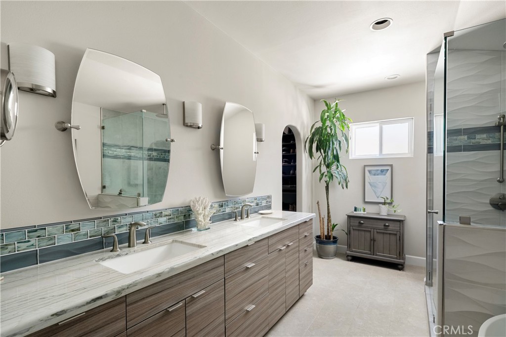 360 Villanova Road Property Photo 11