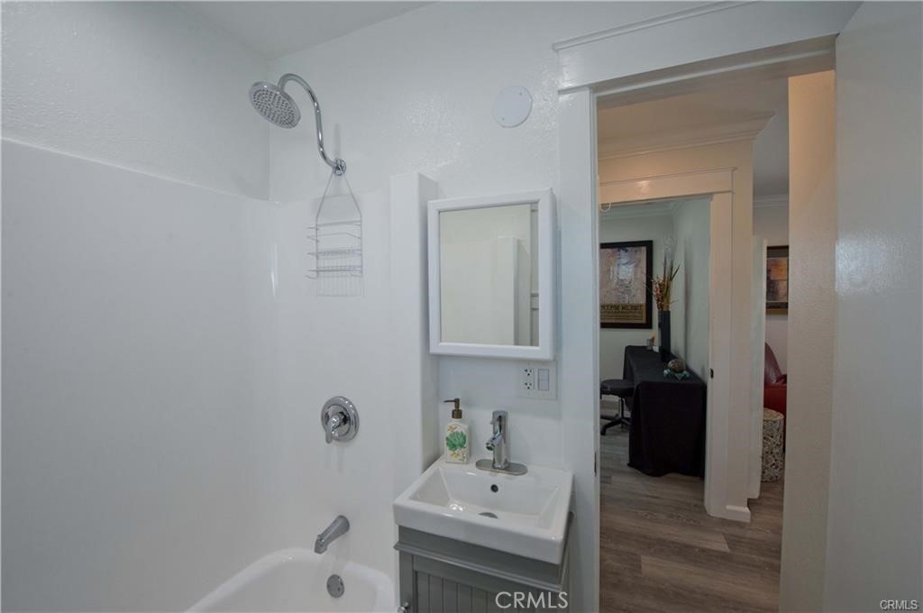 817 Calle Puente Property Photo 8
