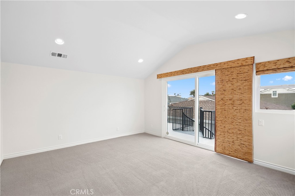 314 1/2 Larkspur Avenue Property Photo 15