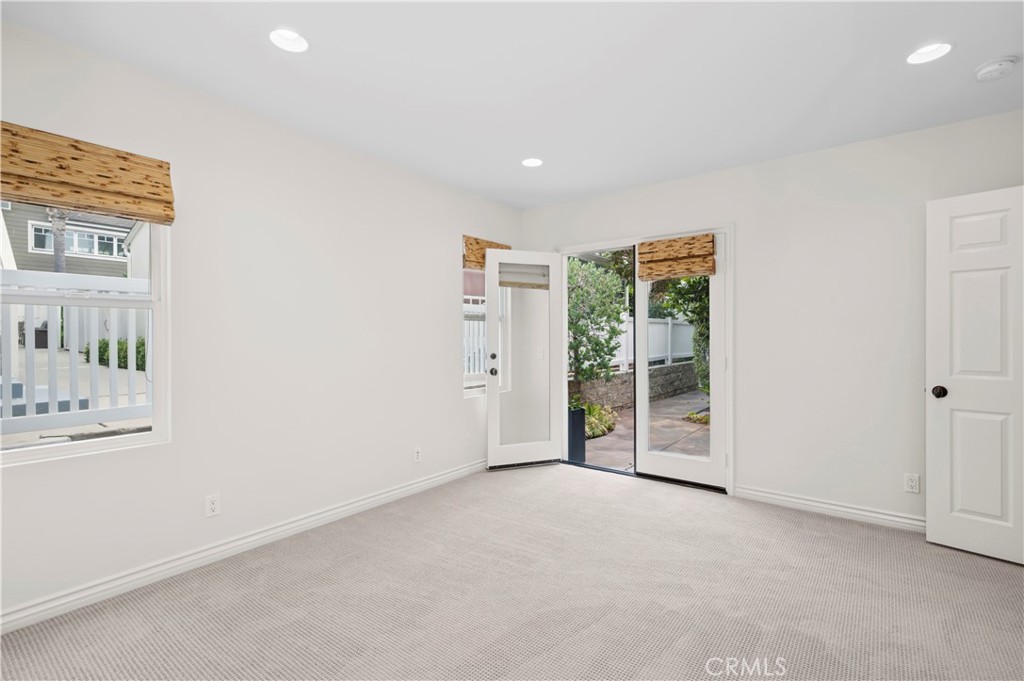 314 1/2 Larkspur Avenue Property Photo 25