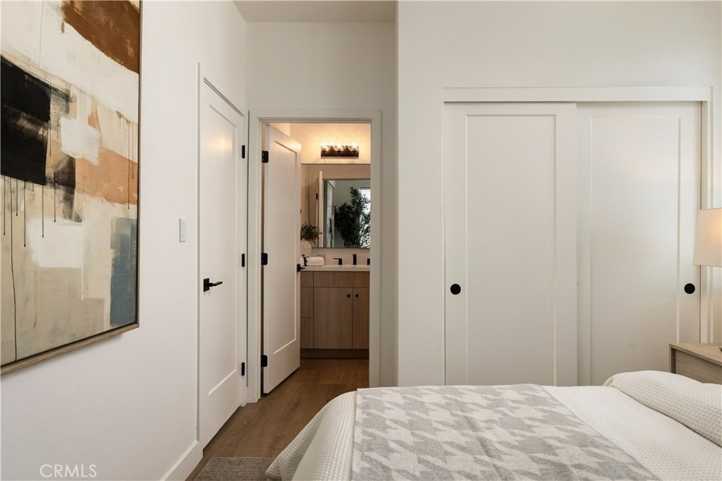 547 Bernard Street Property Photo 17