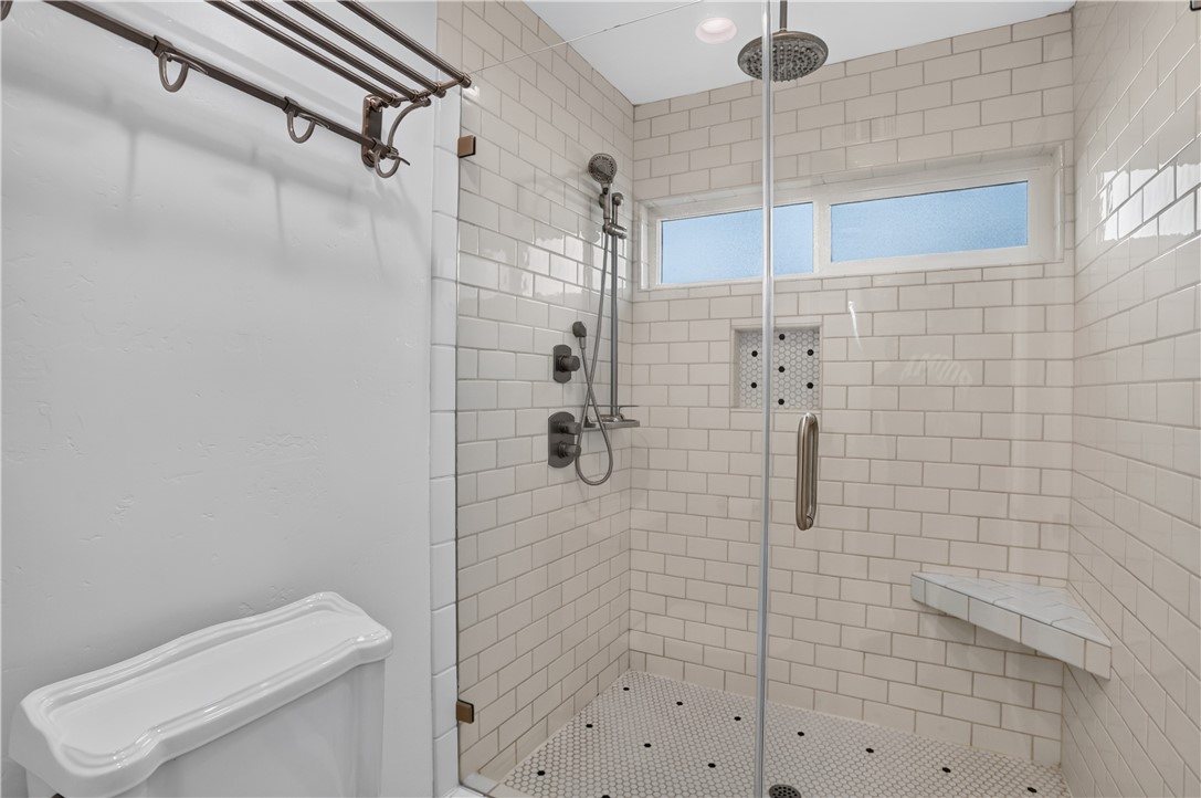 9 Curl Property Photo 27
