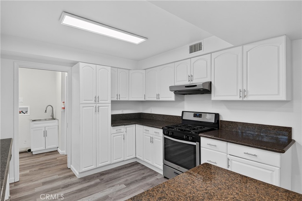 14310 Whiterock Drive Property Photo 8