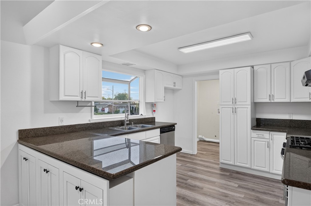 14310 Whiterock Drive Property Photo 11