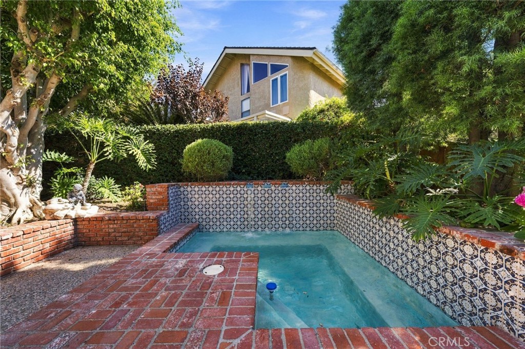 6 Redonda Property Photo 50