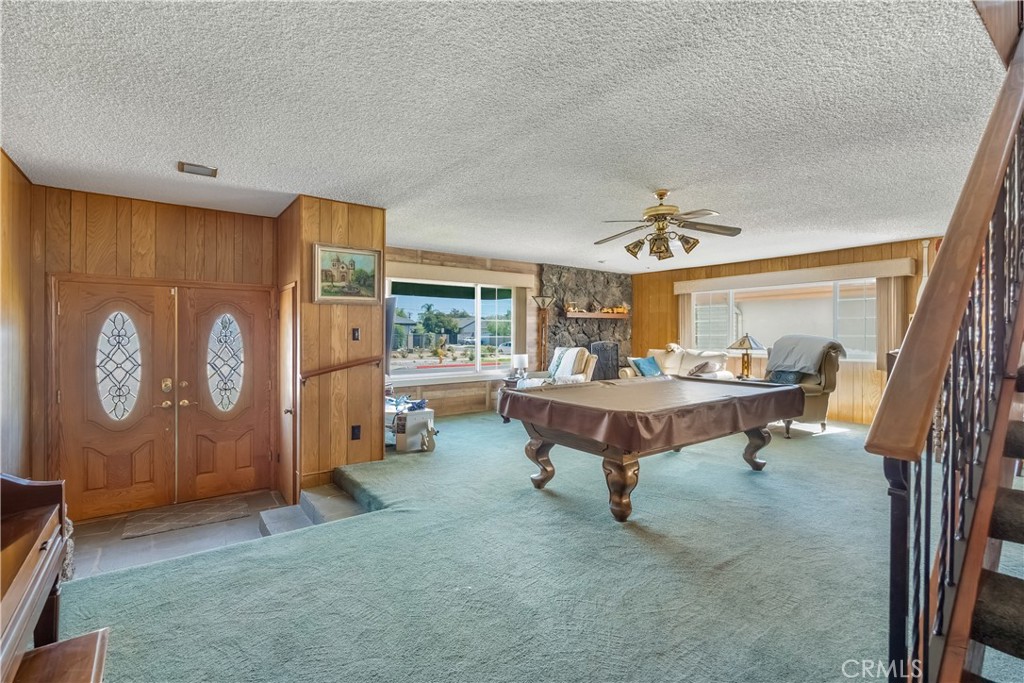 11971 Pine Property Photo 2