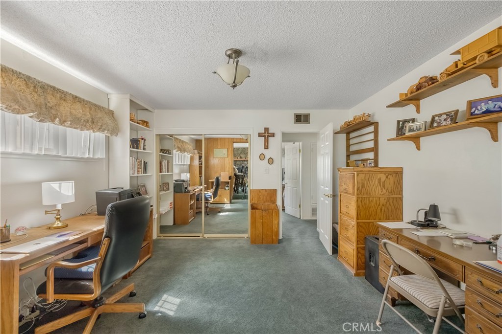 11971 Pine Property Photo 15