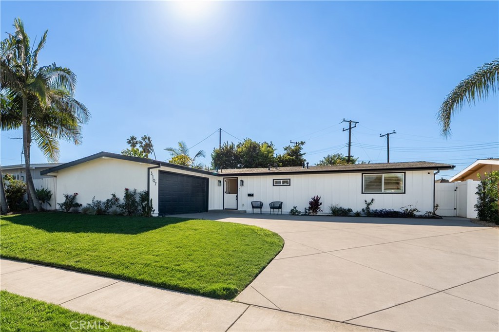 3107 Gibraltar Property Photo 1
