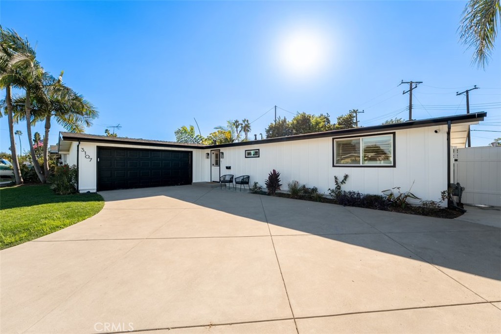 3107 Gibraltar Property Photo 2