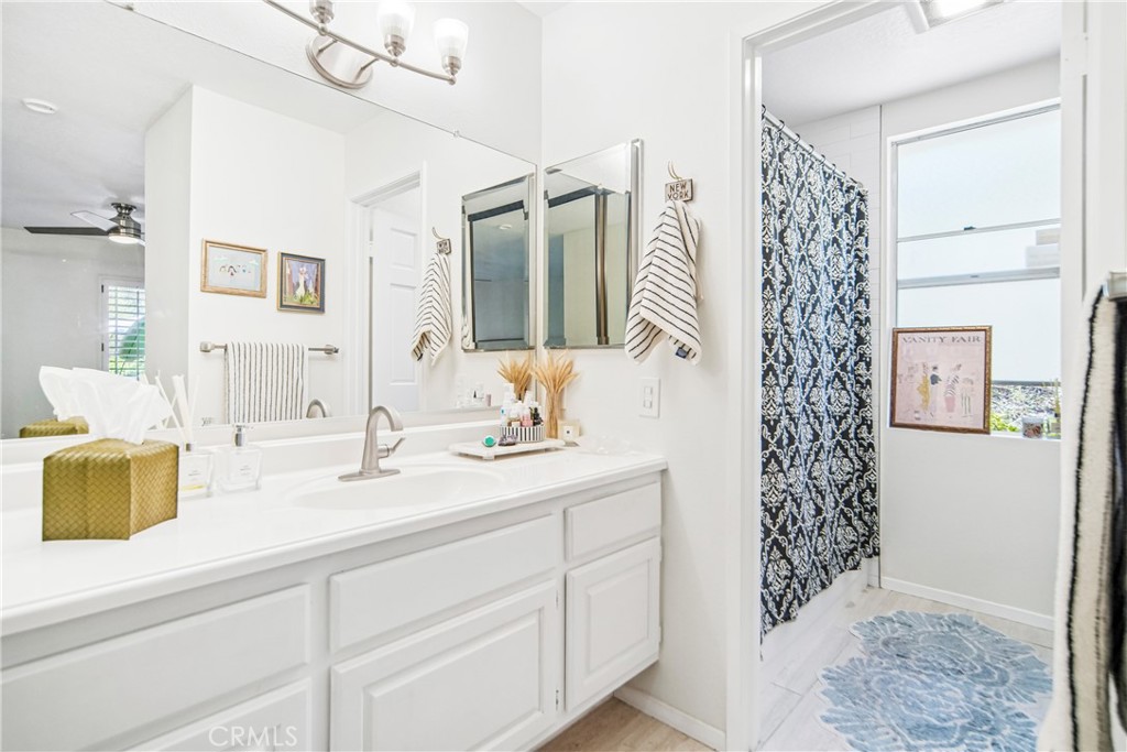 123 Corsica Property Photo 8