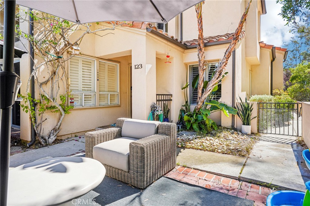 123 Corsica Property Photo 15