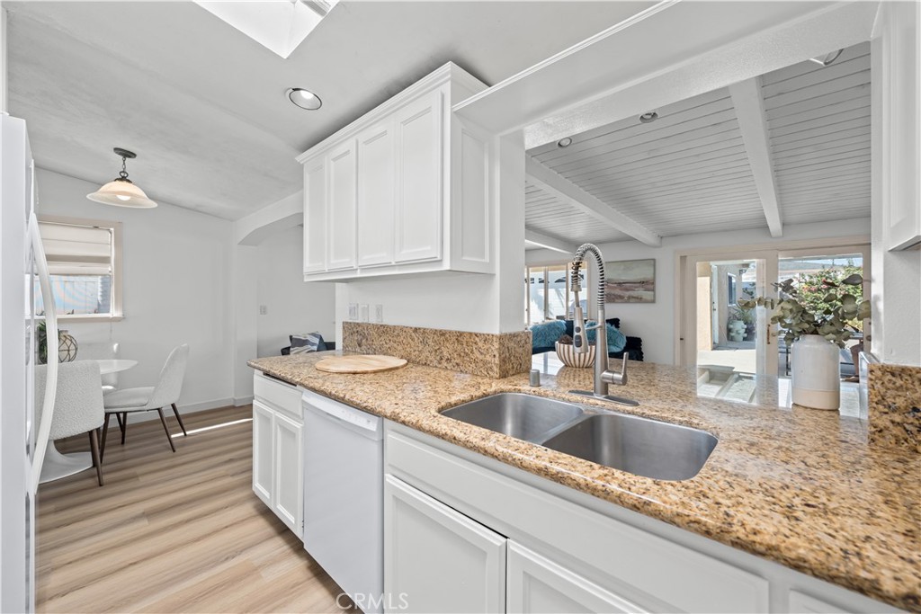 610 W Bay Street Property Photo 8