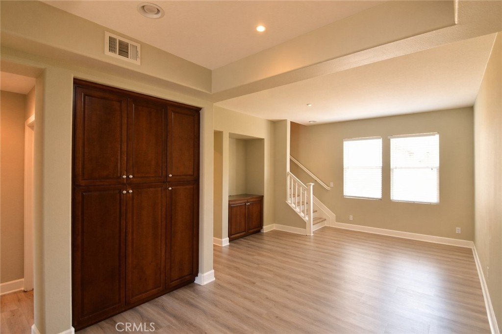 41 Regal Property Photo 12