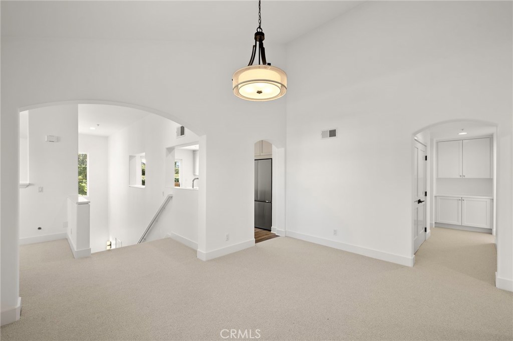 3 Merano Court Property Photo 2