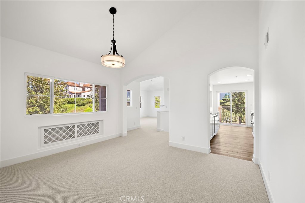3 Merano Court Property Photo 4
