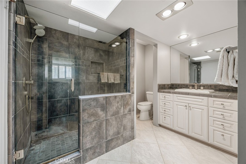 2521 N Whitewater Club Dr, Residence D Property Photo 18