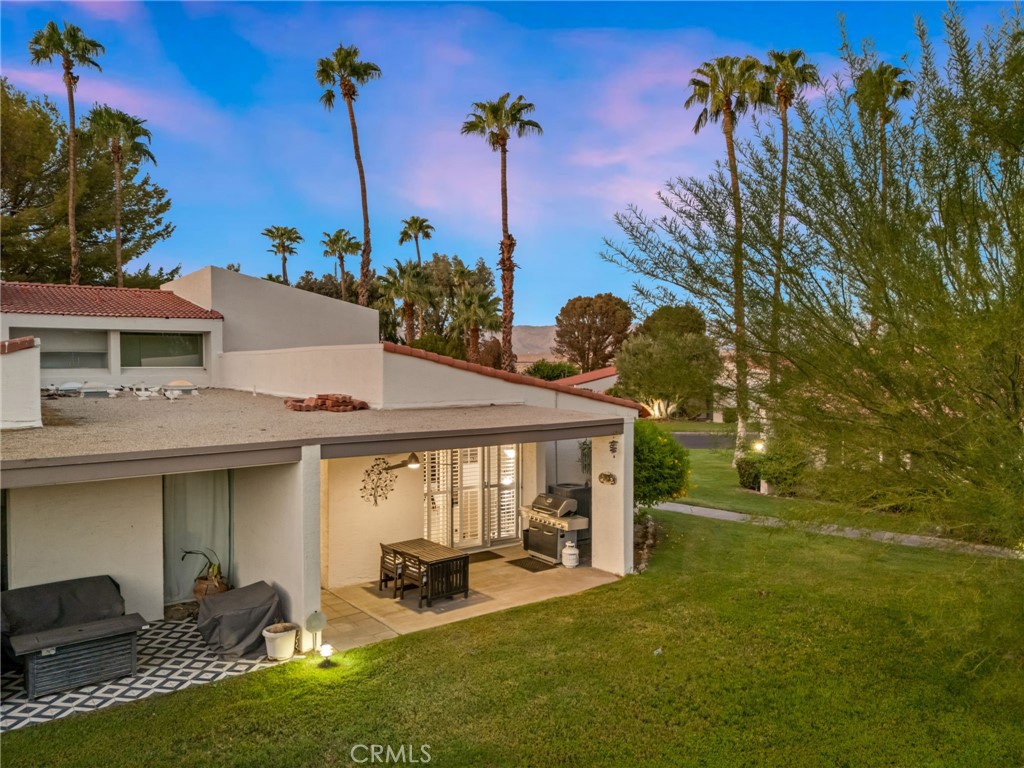 2521 N Whitewater Club Dr, Residence D Property Photo 25