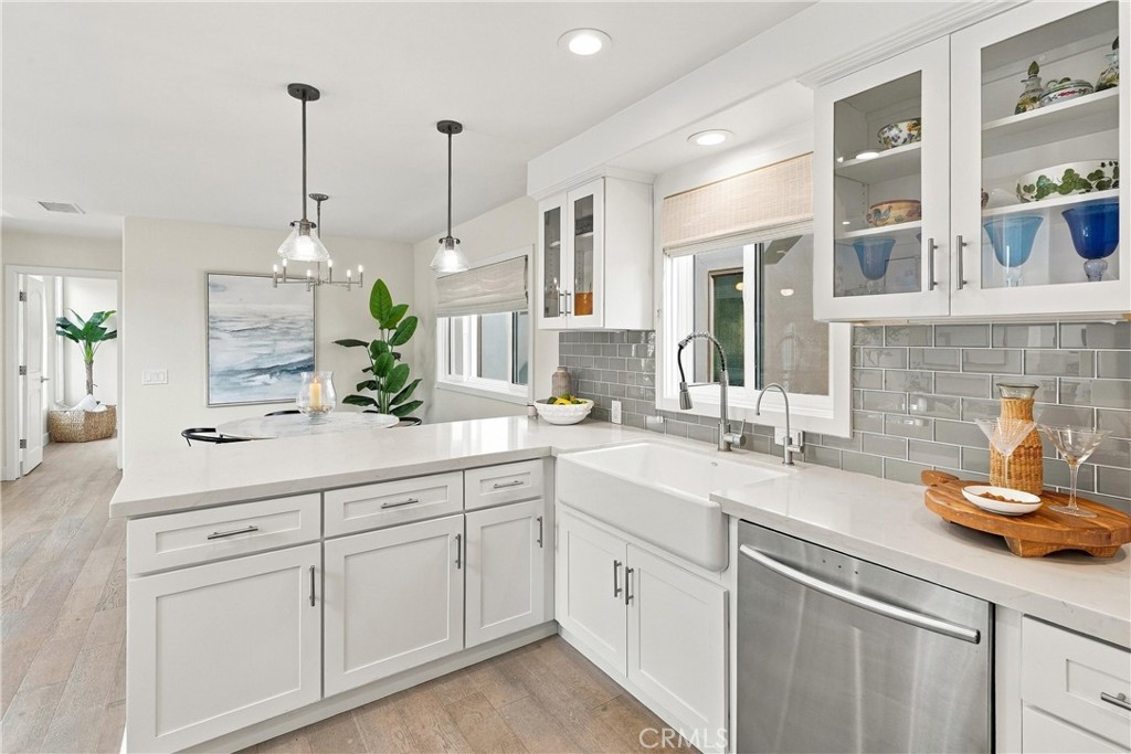 502 Fernleaf Avenue 2 Property Photo 7