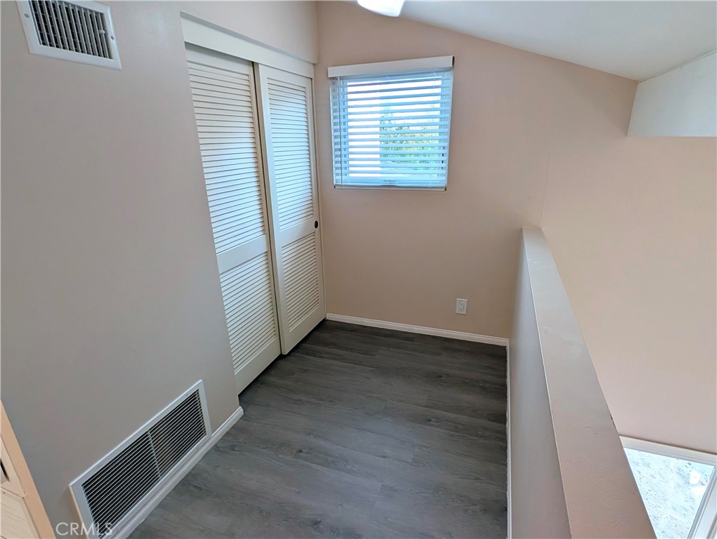 2302 Elden Property Photo 6
