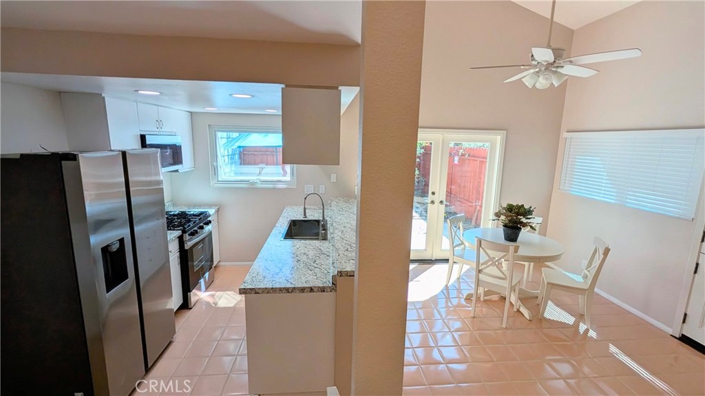 2302 Elden Property Photo 10