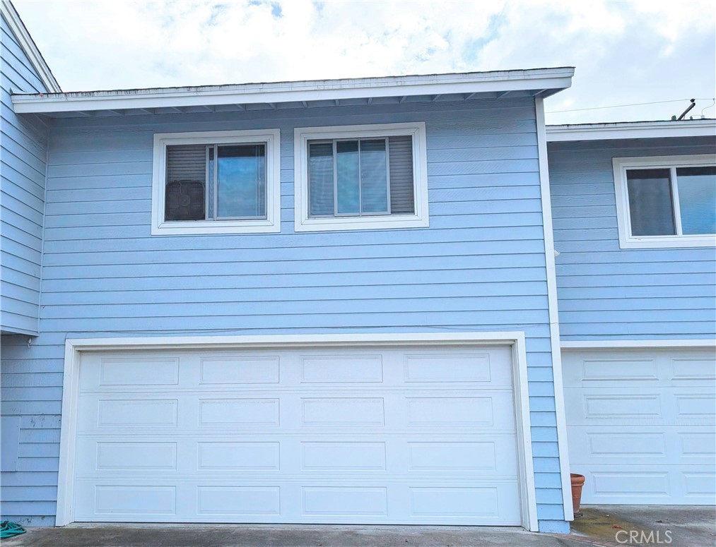 2302 Elden Property Photo 22