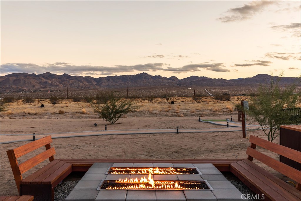 5725 Sunfair Road Property Photo 8
