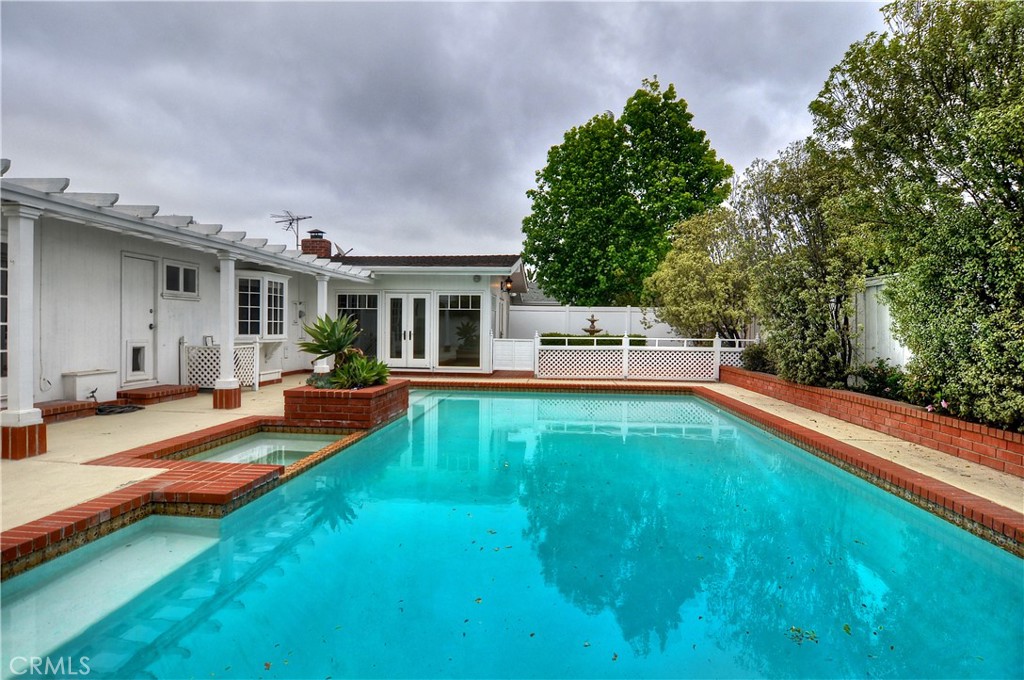 1621 Mariners Drive Property Photo 1