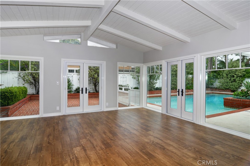 1621 Mariners Drive Property Photo 6