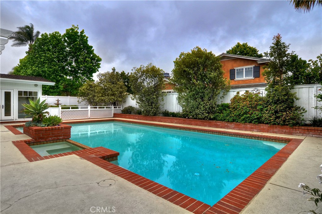 1621 Mariners Drive Property Photo 14