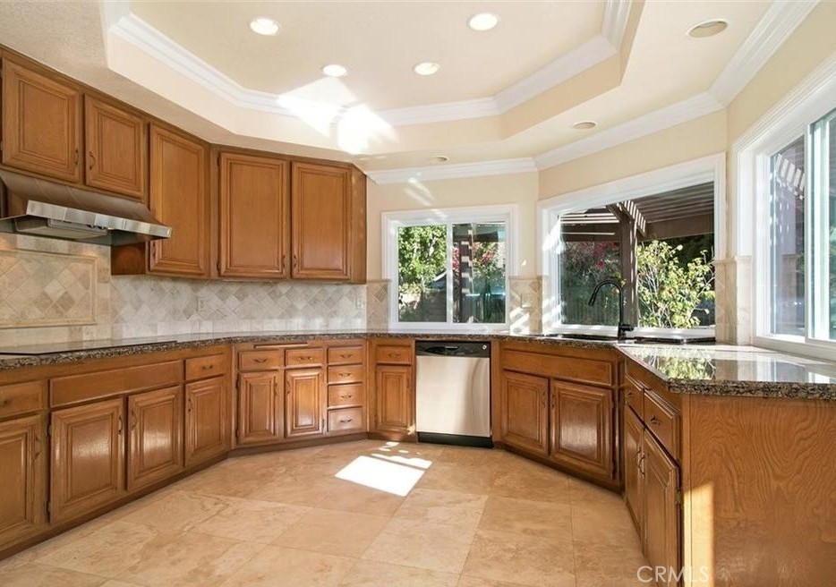 28632 Silverton Property Photo 15