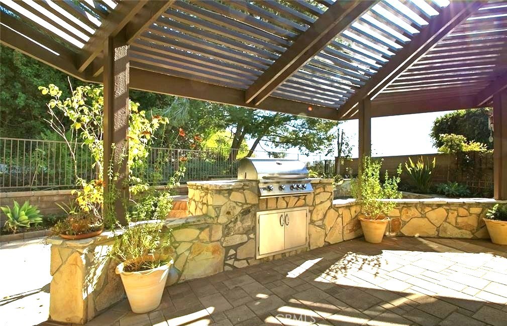 28632 Silverton Property Photo 32