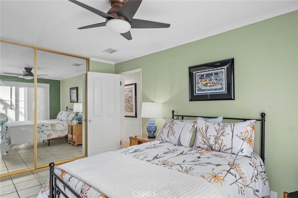 1200 E Ocean 42 Property Photo 27