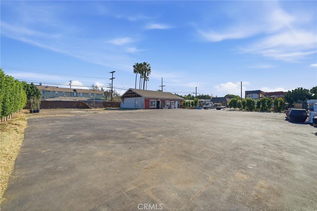2302 Newport Boulevard Property Photo 9