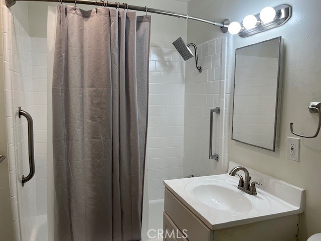 685 E Vista Chino F Property Photo 12