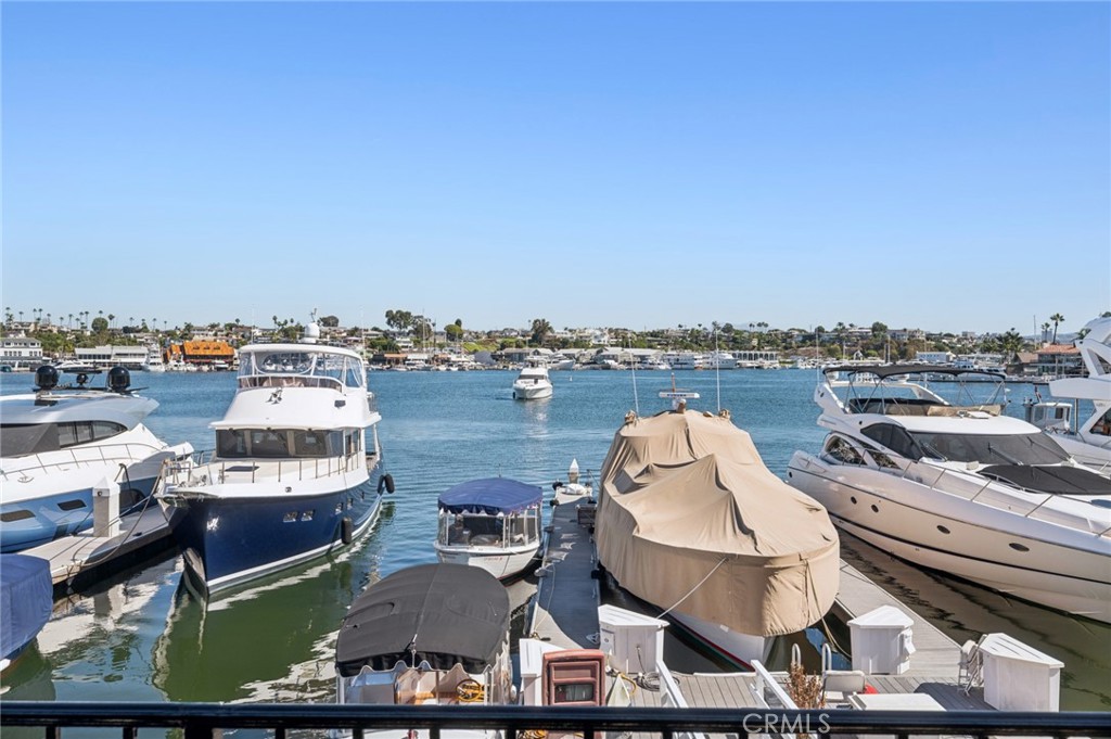 3322 Via Lido Property Photo 1