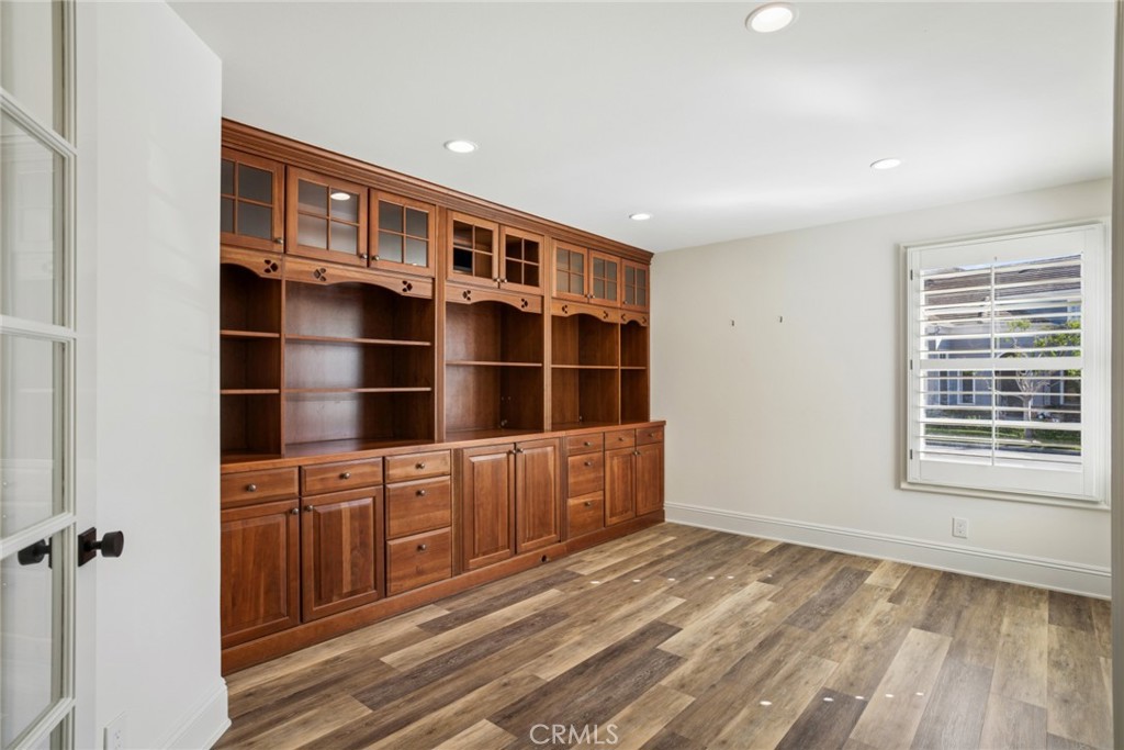 17 Colonial Drive Property Photo 5