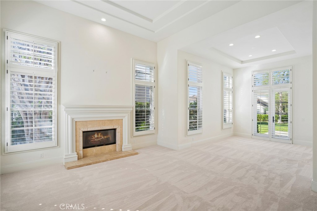 17 Colonial Drive Property Photo 6