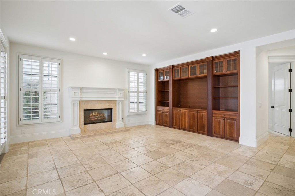 17 Colonial Drive Property Photo 14