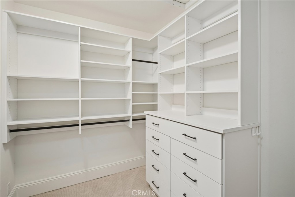 17 Colonial Drive Property Photo 27