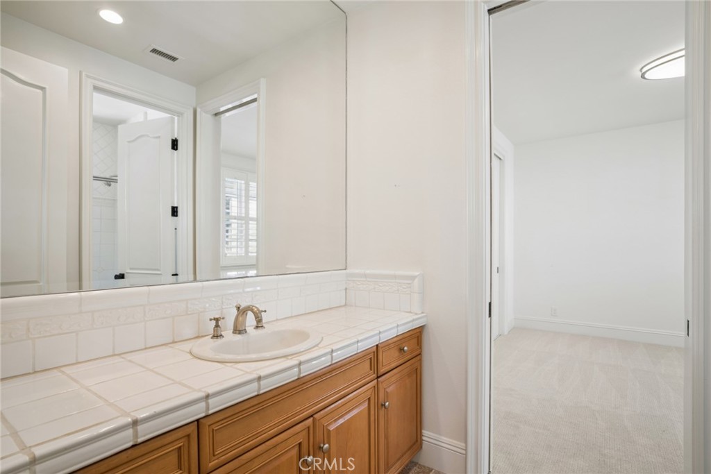 17 Colonial Drive Property Photo 30