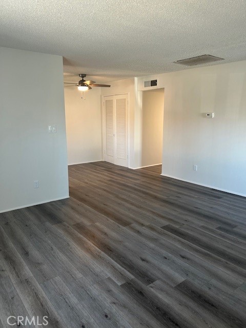 51099 Eisenhower 8 Property Photo 11