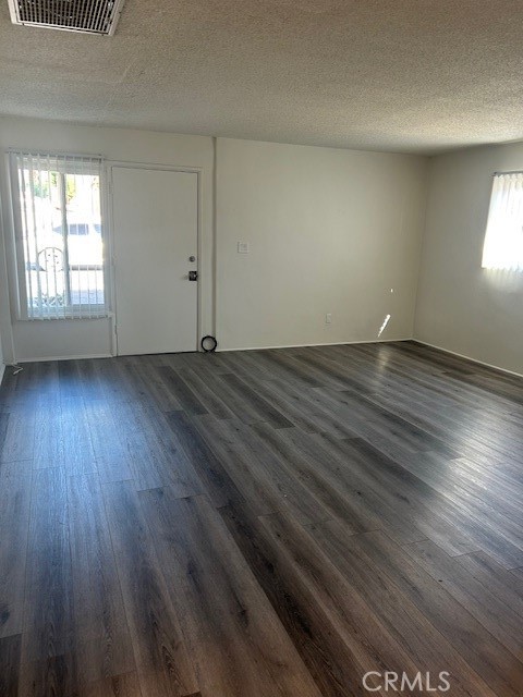 51099 Eisenhower 8 Property Photo 19