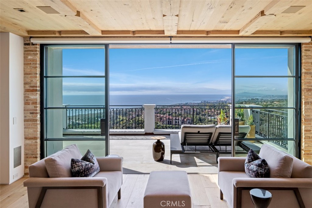 7 Clear Water Property Photo 23