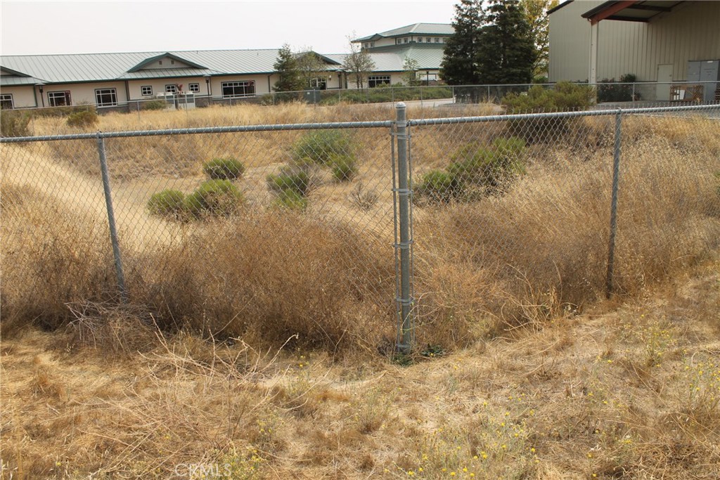 155 Cow Meadow Place Property Photo 6