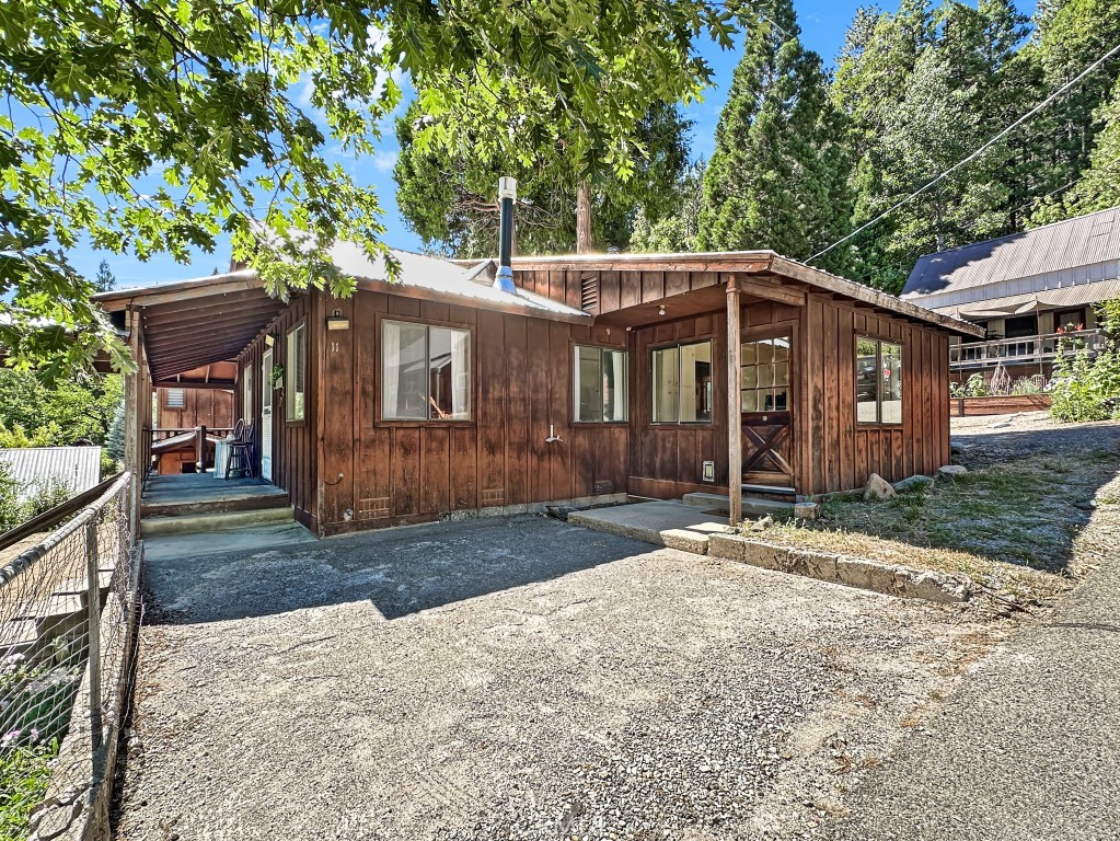 211 Main Street Property Photo 27